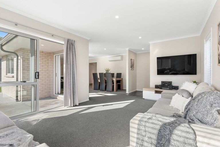 Photo of property in 269 Lakes Boulevard, Pyes Pa, Tauranga, 3112