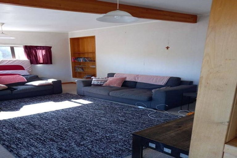 Photo of property in 50 Eugenia Rise, Totara Heights, Auckland, 2105