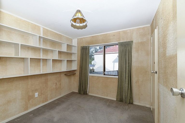 Photo of property in 5 Luanda Drive, Ranui, Auckland, 0612