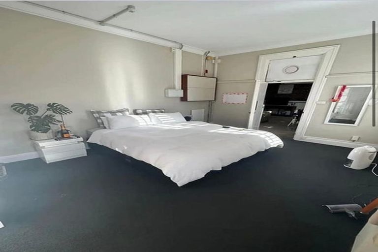 Photo of property in Fire Station Apartments, 54 Northland Road, Northland, Wellington, 6012