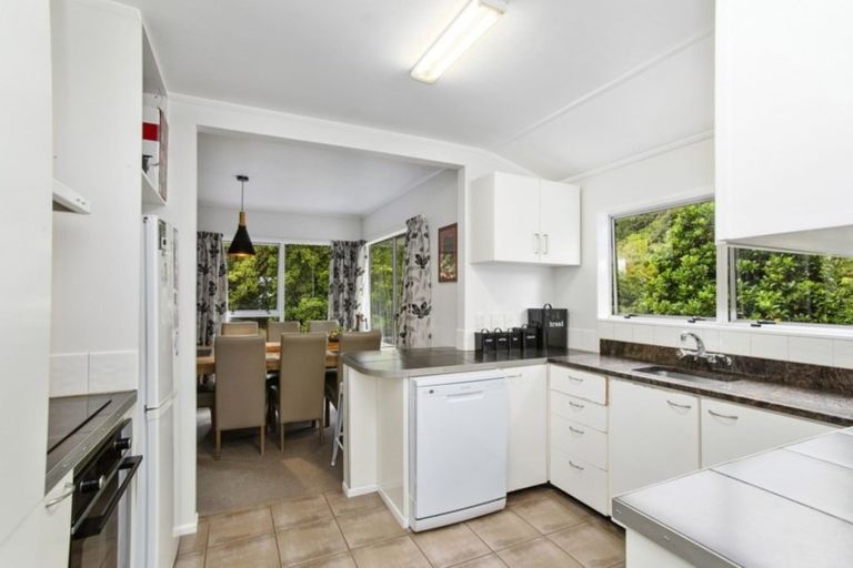 Photo of property in 18 Carvel Lane, Whitby, Porirua, 5024