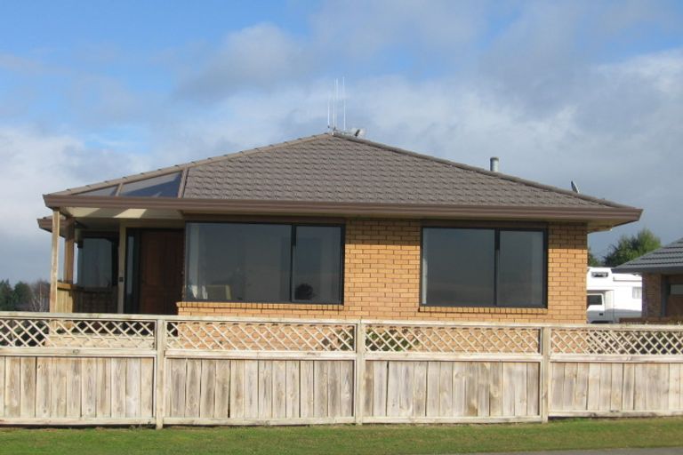 Photo of property in 227 Pukete Road, Pukete, Hamilton, 3200