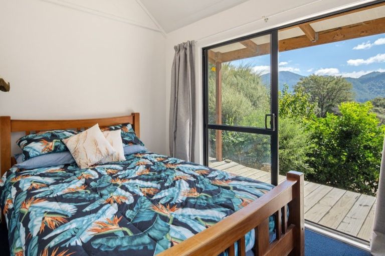 Photo of property in 16 Tai Close, Kaiuma Bay, Havelock, 7178