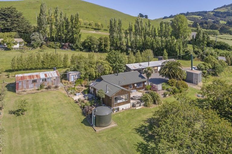 Photo of property in 165 Governors Bay - Teddington Road, Teddington, Lyttelton, 8971