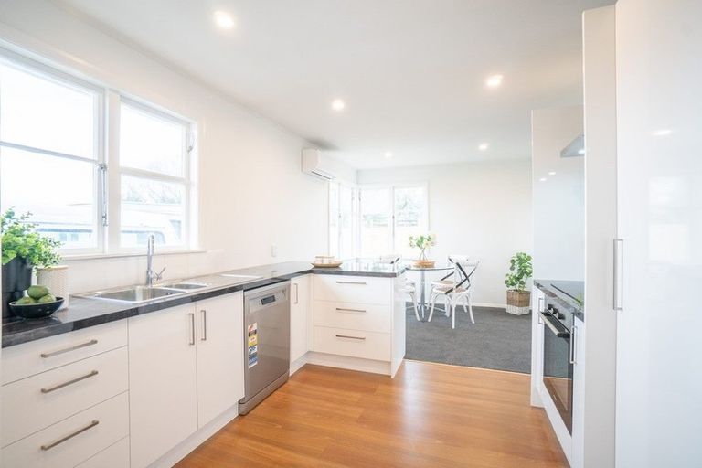Photo of property in 5 Sefton Avenue, Highbury, Palmerston North, 4412