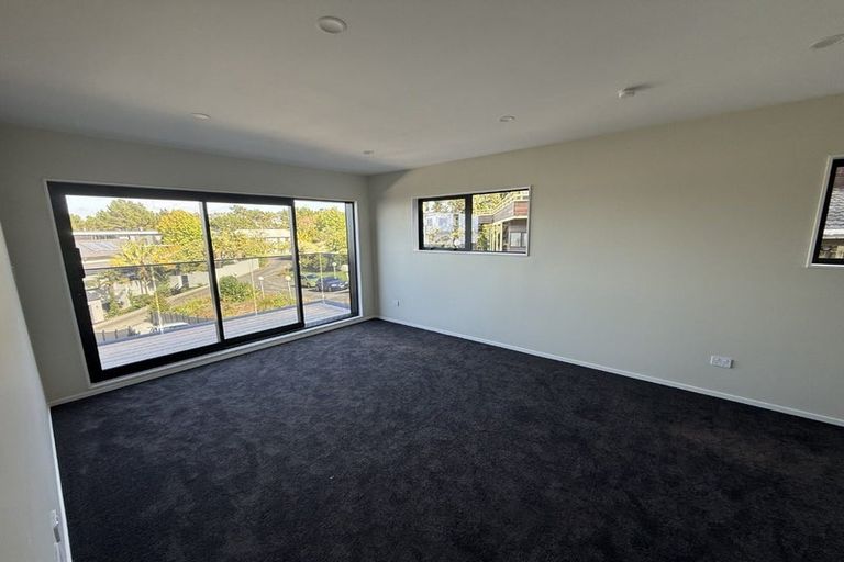 Photo of property in 6b Rajan Place, Hillsborough, Auckland, 1042