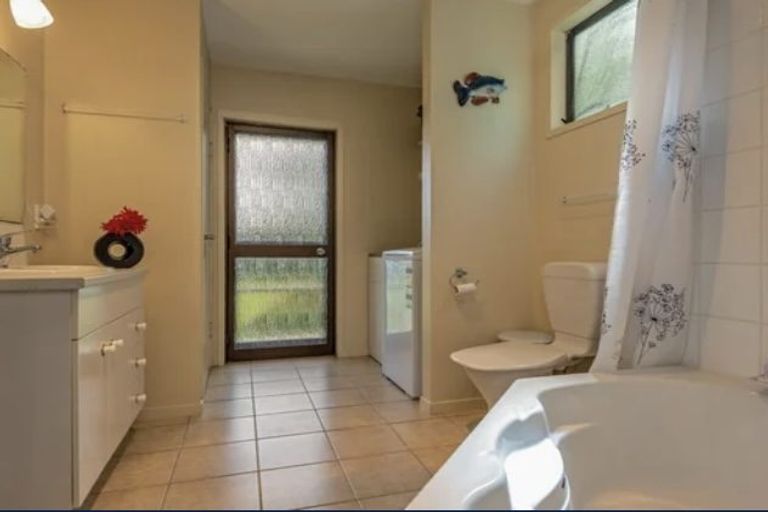 Photo of property in 42a Margaret Street, Shannon, 4821