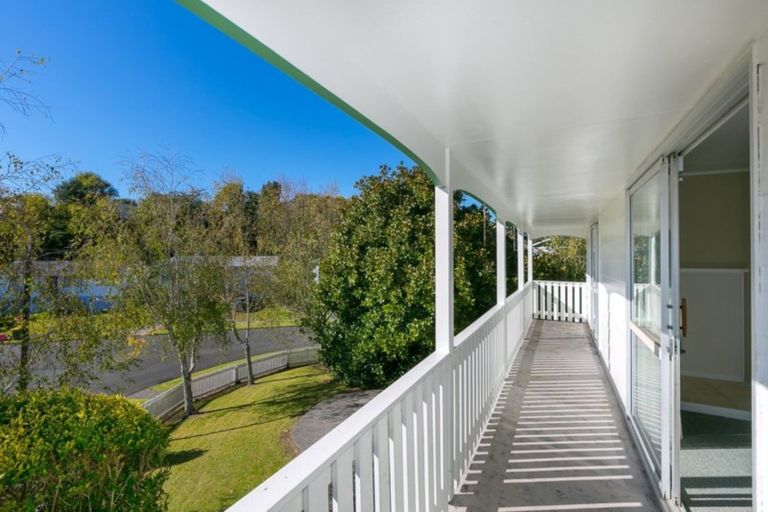 Photo of property in 50 Trelawney Crescent, Westown, New Plymouth, 4310