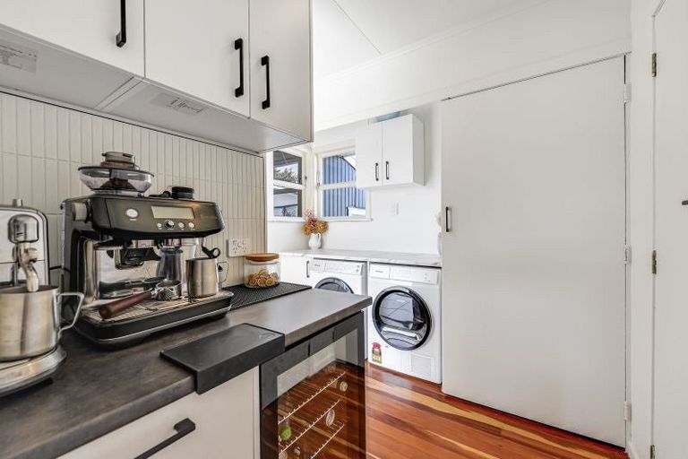 Photo of property in 2 Katherine Place, Melville, Hamilton, 3206