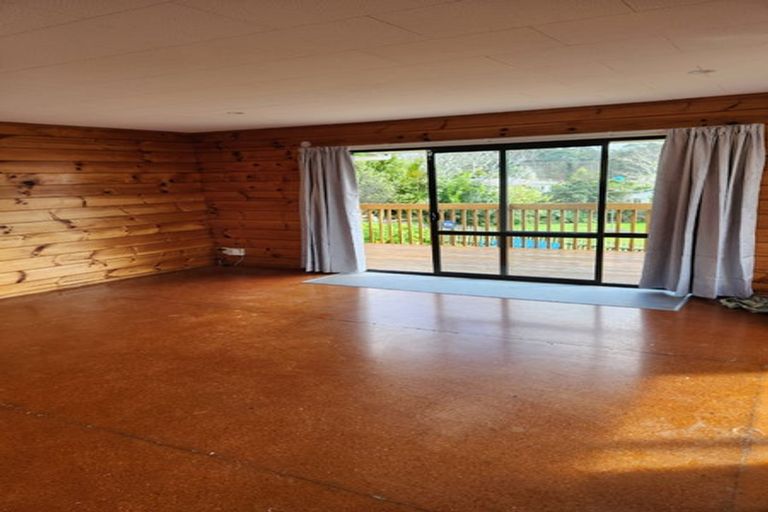 Photo of property in 10b Cedar Terrace, Stanmore Bay, Whangaparaoa, 0932