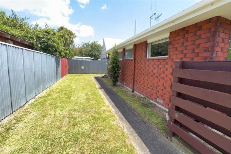 Photo of property in 70c Featherston Street, Takaro, Palmerston North, 4412