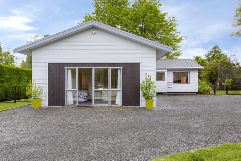 Photo of property in 4 Yasmin Lane, Kinloch, Taupo, 3377