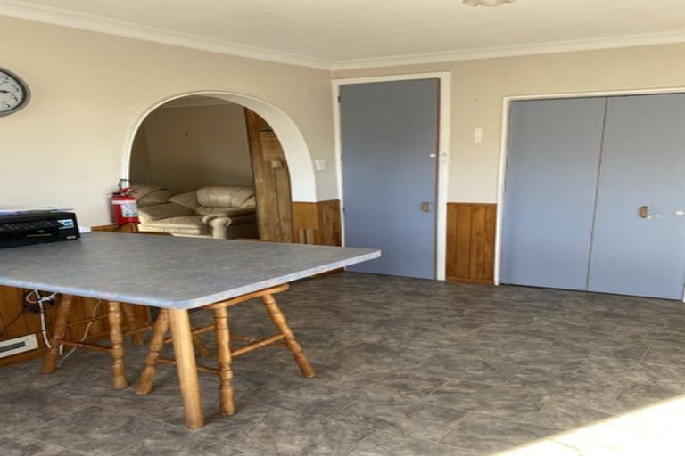 Photo of property in 12 Saint Annes Street, Levin, 5510