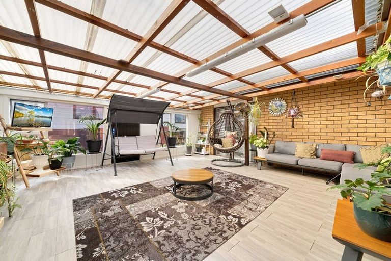 Photo of property in 122a Pah Road, Papatoetoe, Auckland, 2025