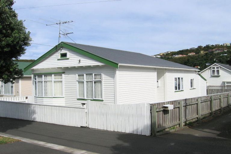 Photo of property in 184b Clyde Street, Island Bay, Wellington, 6023