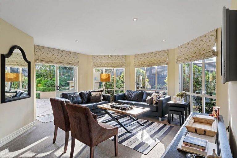 Photo of property in 6 Leabridge Mews, Harewood, Christchurch, 8051