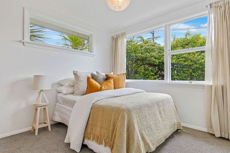 Photo of property in 250 Condell Avenue, Papanui, Christchurch, 8053