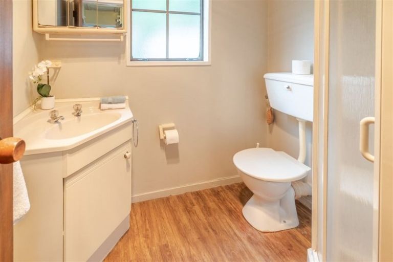 Photo of property in 20 Voelas Road, Lyttelton, 8082