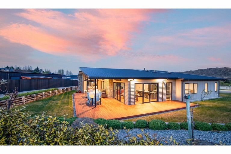 Photo of property in 10 Meyer Street, Alexandra, 9320