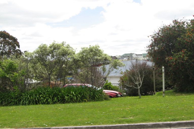 Photo of property in 14 Tiri Road, Manly, Whangaparaoa, 0930