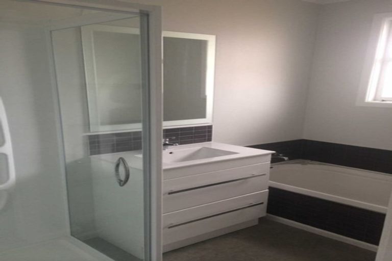 Photo of property in 14 Alanbrooke Place, Beerescourt, Hamilton, 3200