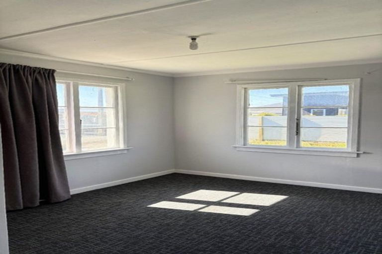 Photo of property in 48 Price Street, Grasmere, Invercargill, 9810