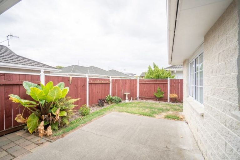 Photo of property in 23 Rangitira Avenue, Palmerston North, 4414