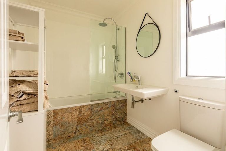 Photo of property in 16 Tui Road, Raumati Beach, Paraparaumu, 5032