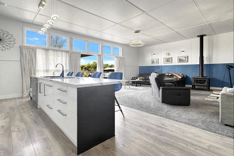 Photo of property in 8 Marine Parade, Wairoa, 4108