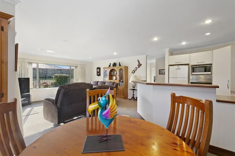 Photo of property in Acacia Court, 3/2 Jarden Mile, Nukuhau, Taupo, 3330