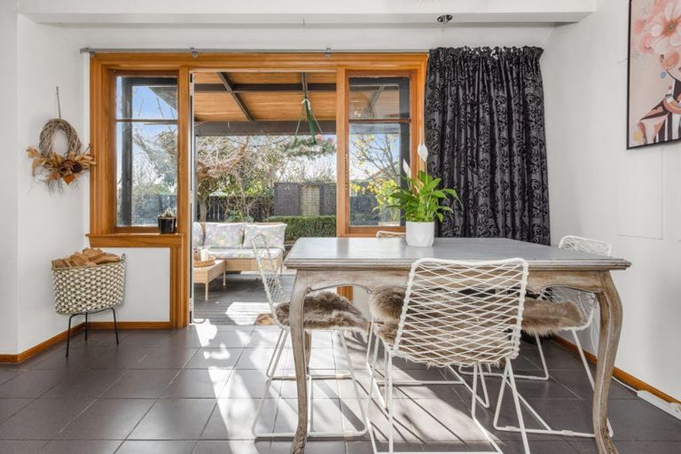 Photo of property in 90 Tait Drive, Greenmeadows, Napier, 4112