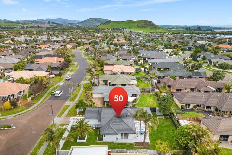 Photo of property in 50 Tuihana Drive, Papamoa Beach, Papamoa, 3118