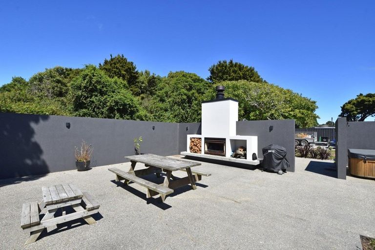 Photo of property in 8 Allan Street, Otatara, Invercargill, 9879