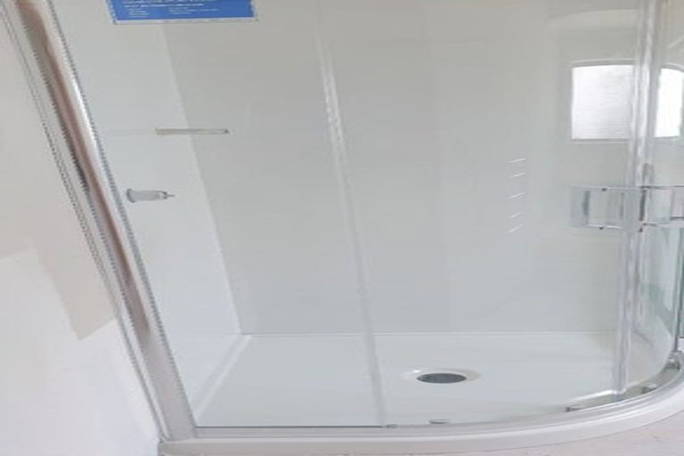 Photo of property in 9 Karawa Place, Kawakawa Bay, Papakura, 2585