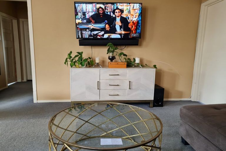 Photo of property in 47 Burns Avenue, Takaro, Palmerston North, 4412