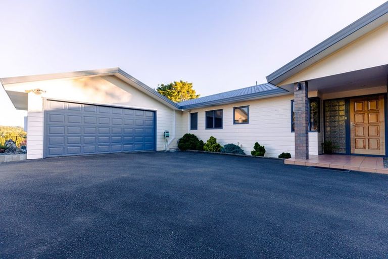 Photo of property in 70 Forest View Road, Te Kamo, Kamo, 0185