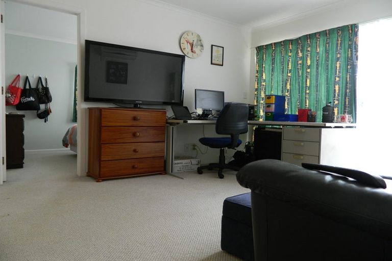 Photo of property in 54 Delhi Crescent, Khandallah, Wellington, 6035