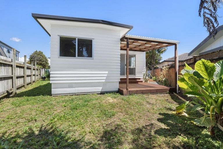 Photo of property in 37c Doment Crescent, Orewa, 0931