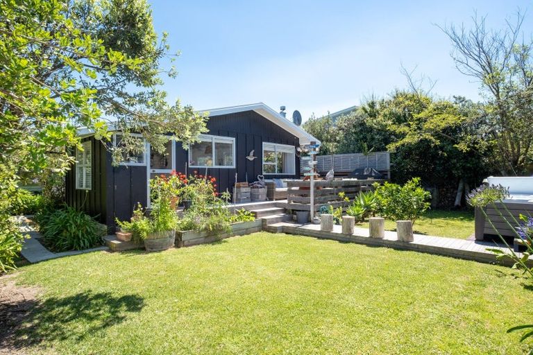 Photo of property in 116 Harper Road, Waimarama, 4294