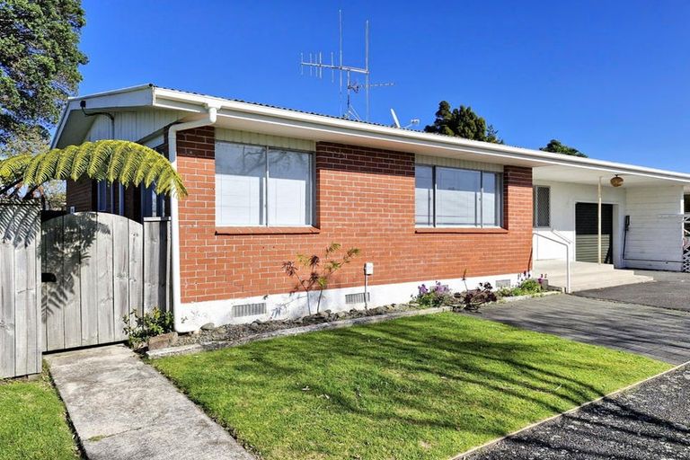 Photo of property in 410a Otumoetai Road, Otumoetai, Tauranga, 3110