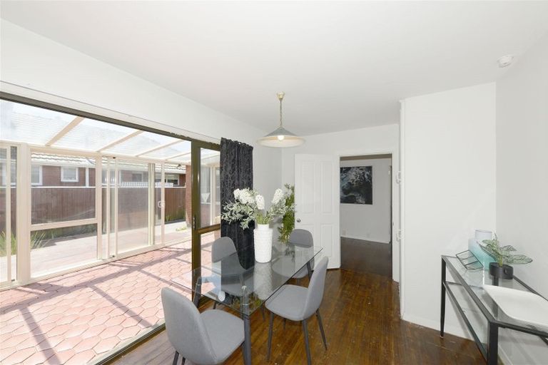Photo of property in 138 Grimseys Road, Redwood, Christchurch, 8051