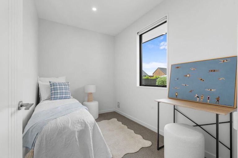 Photo of property in 11 Little Gem Road, Hornby, Christchurch, 8025