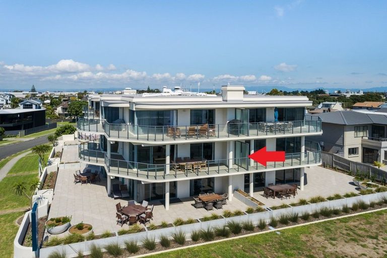 Photo of property in 308/178 Marine Parade, Mount Maunganui, 3116