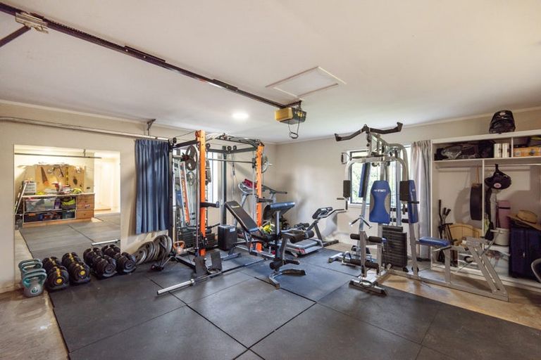 Photo of property in 2 Moses Road, Kaukapakapa, 0873