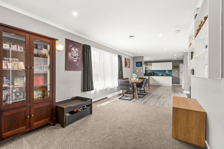 Photo of property in 69 Puketapu Road, Taradale, Napier, 4112