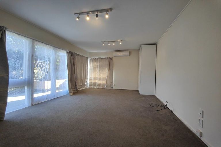 Photo of property in 5 Stansfield Place, Sunnyhills, Auckland, 2010