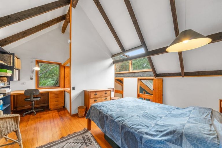 Photo of property in 99 Elmslie Road, Pinehaven, Upper Hutt, 5019