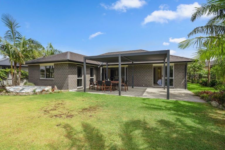 Photo of property in 11 Waitaha Place, Ruakaka, 0116