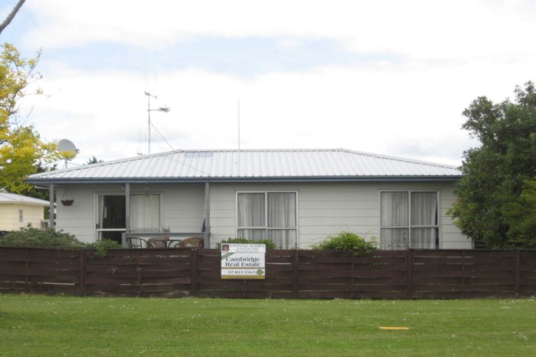 Photo of property in 36b Moore Street, Leamington, Cambridge, 3432