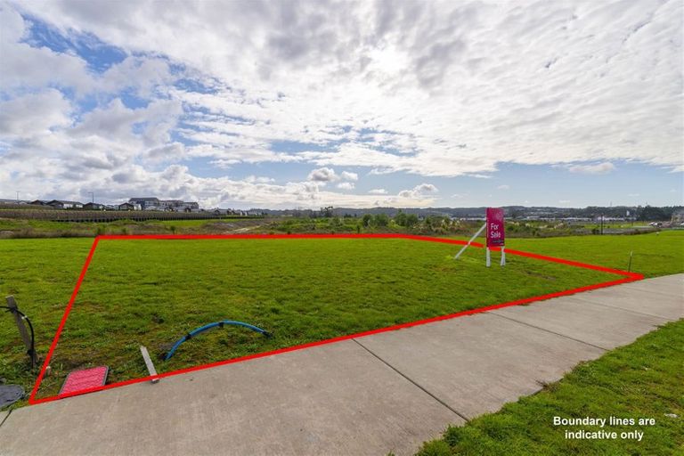 Photo of property in 42 Jane Maree Road, Kumeu, 0810